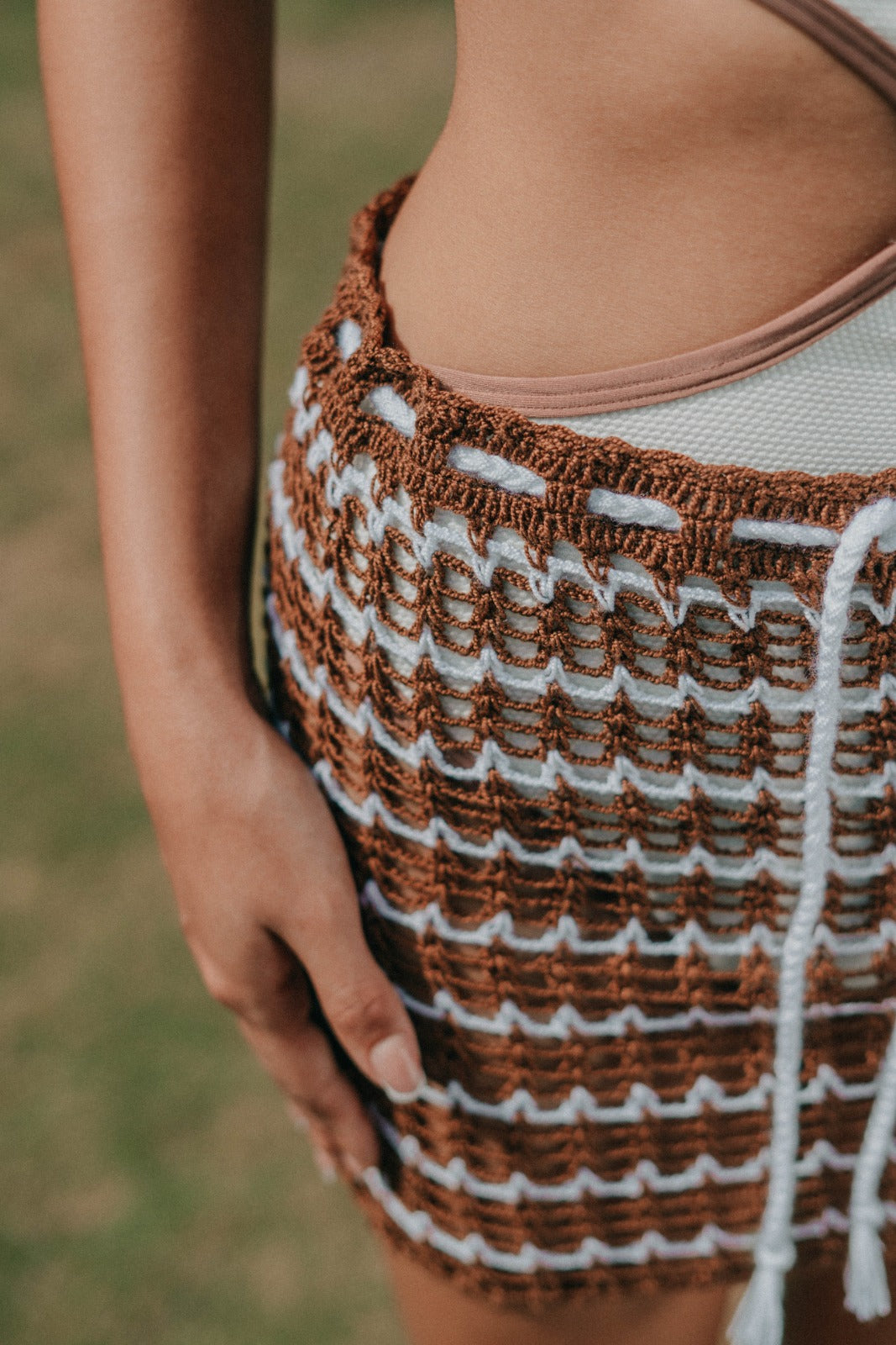 Falda Tejida Lua – Estilo boho que roba miradas 🐚✨
